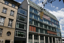 Geschäftshaus, Reinhardtstraße, Mitte